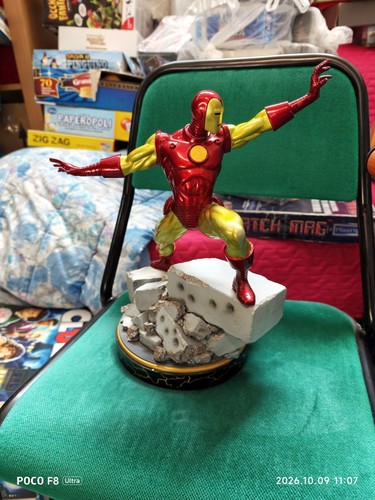 Diamond select toys marvel - diamond,