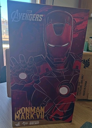 Hot toys avengers iron - avengers, man